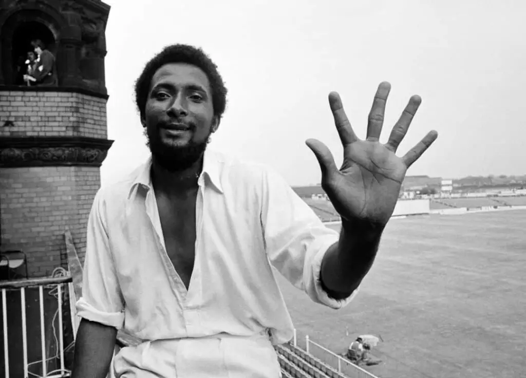 andy roberts once held the title of fastest bowler in the world