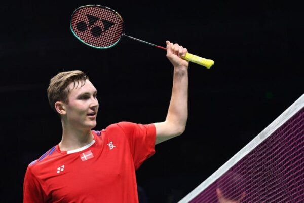 top 10 badminton players in the world 2023